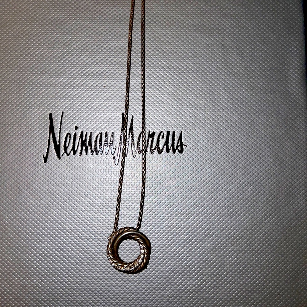 DY crossover necklace with diamonds